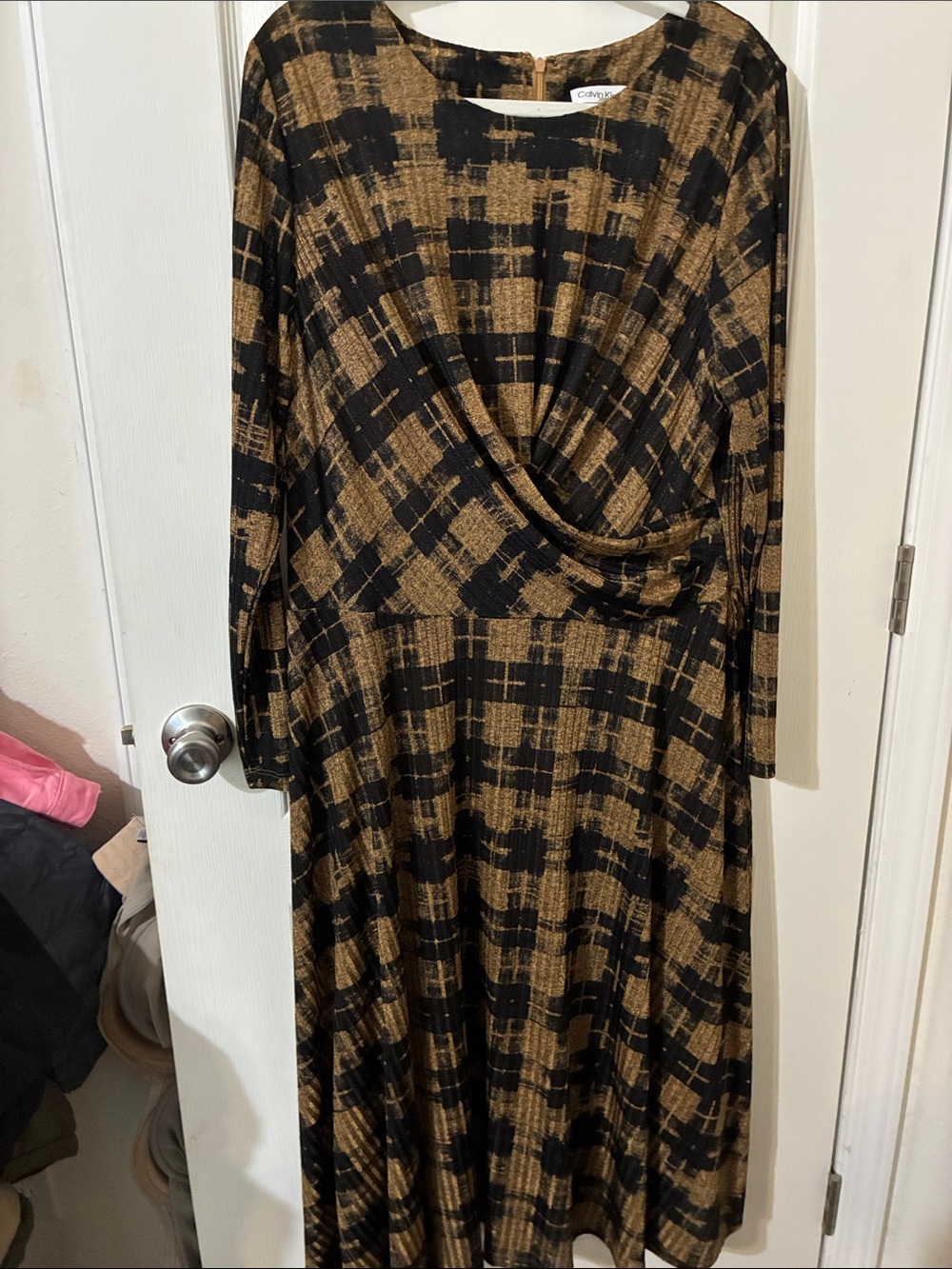 Calvin Klein Black and Tan Plaid Long Sleeve Midi Dress